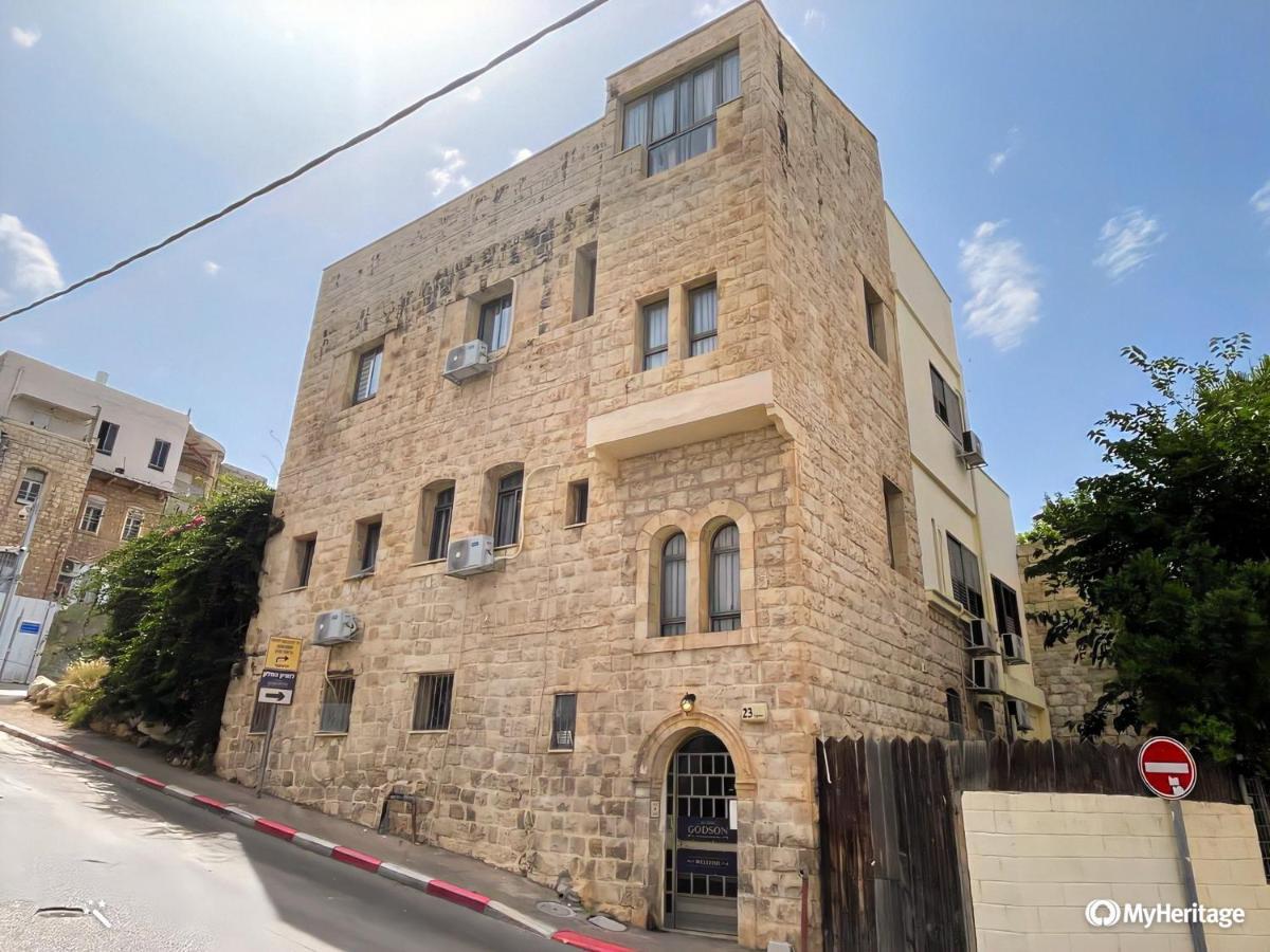 Godson Talpiot Aparthotel Haifa Bagian luar foto