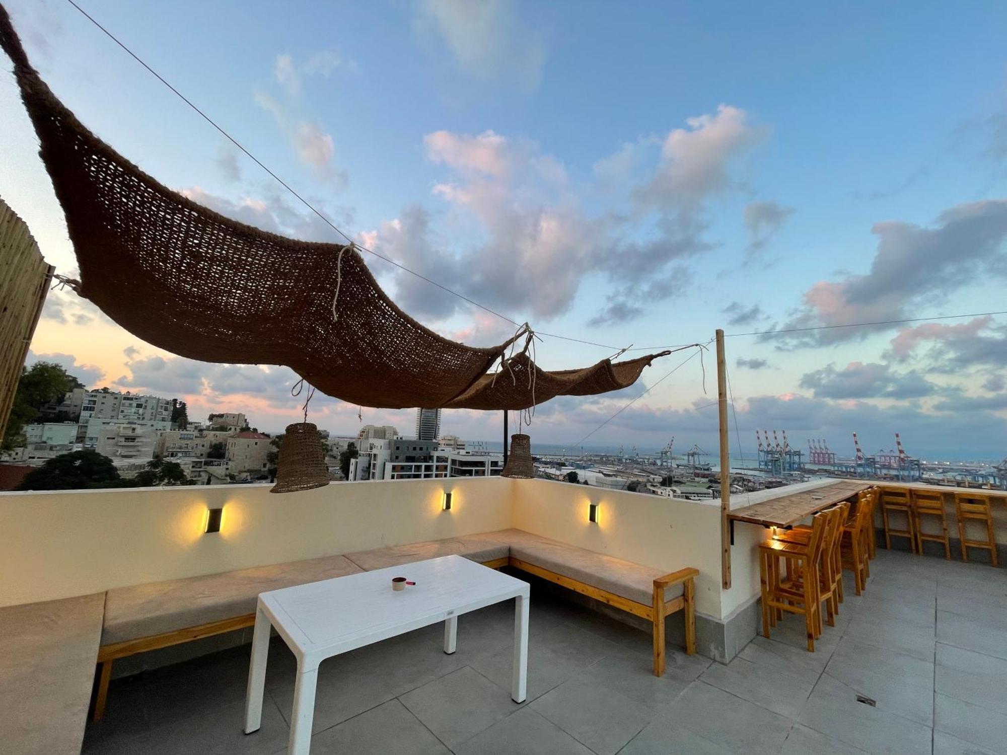 Godson Talpiot Aparthotel Haifa Bagian luar foto