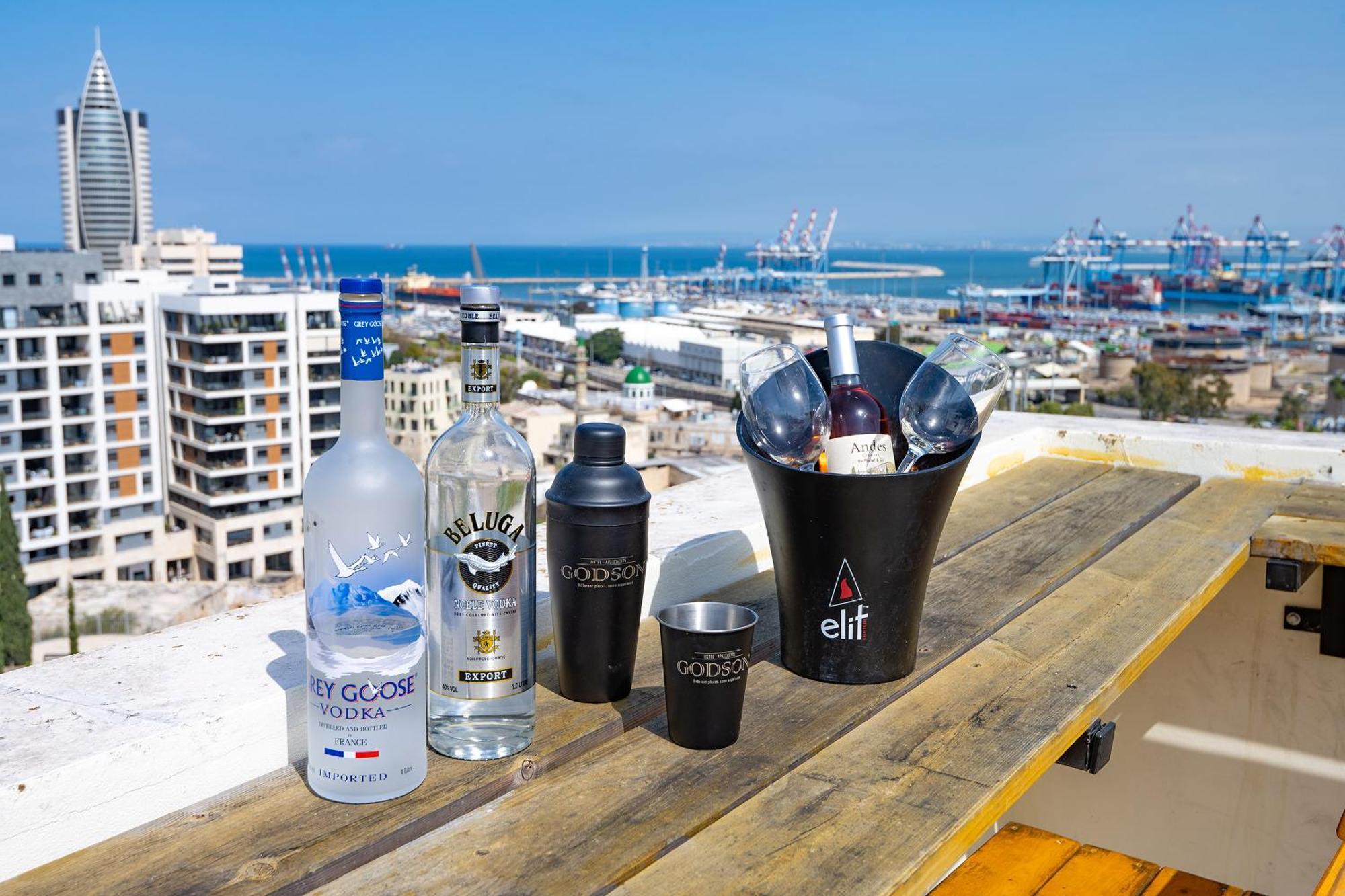 Godson Talpiot Aparthotel Haifa Bagian luar foto
