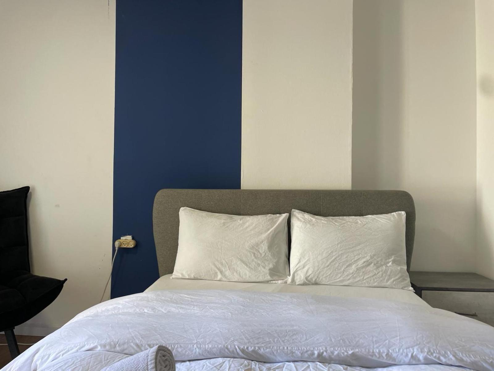 Godson Talpiot Aparthotel Haifa Bagian luar foto