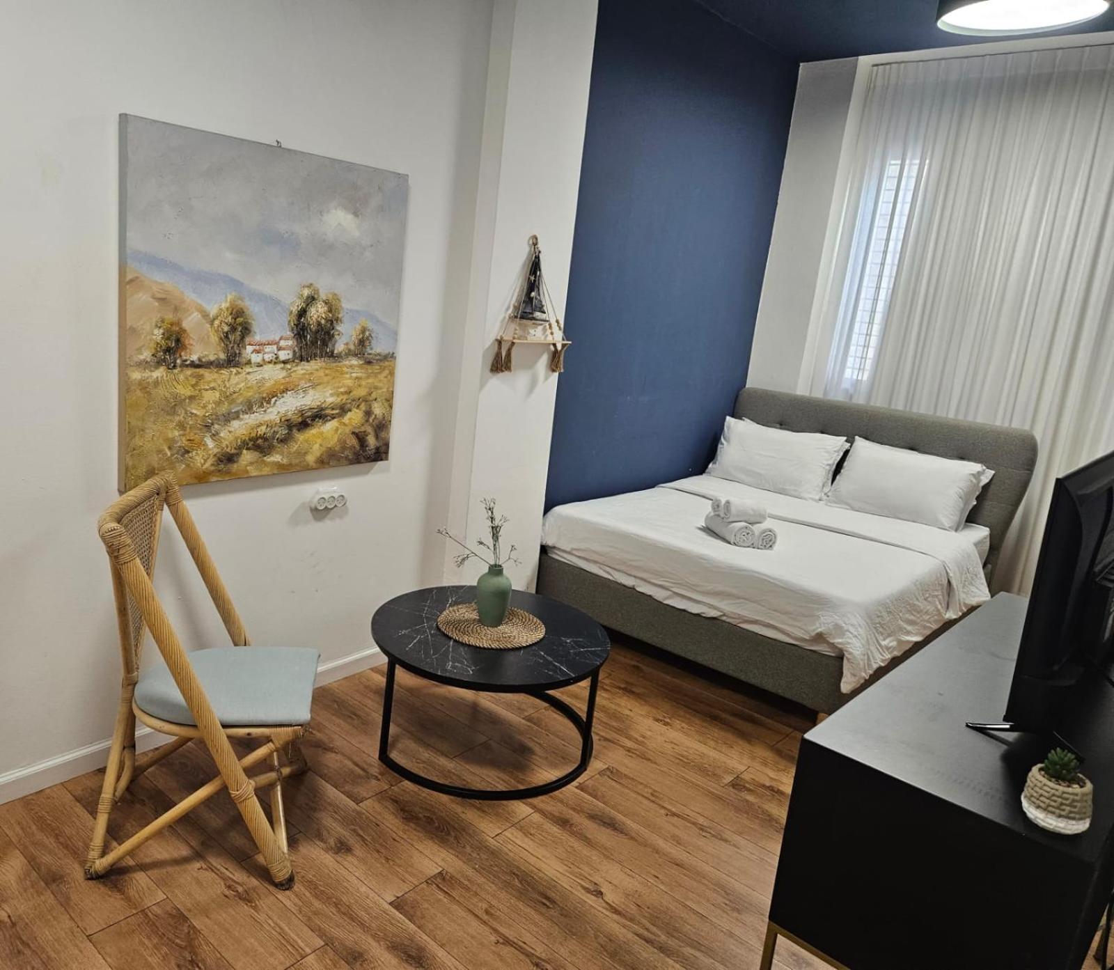 Godson Talpiot Aparthotel Haifa Bagian luar foto