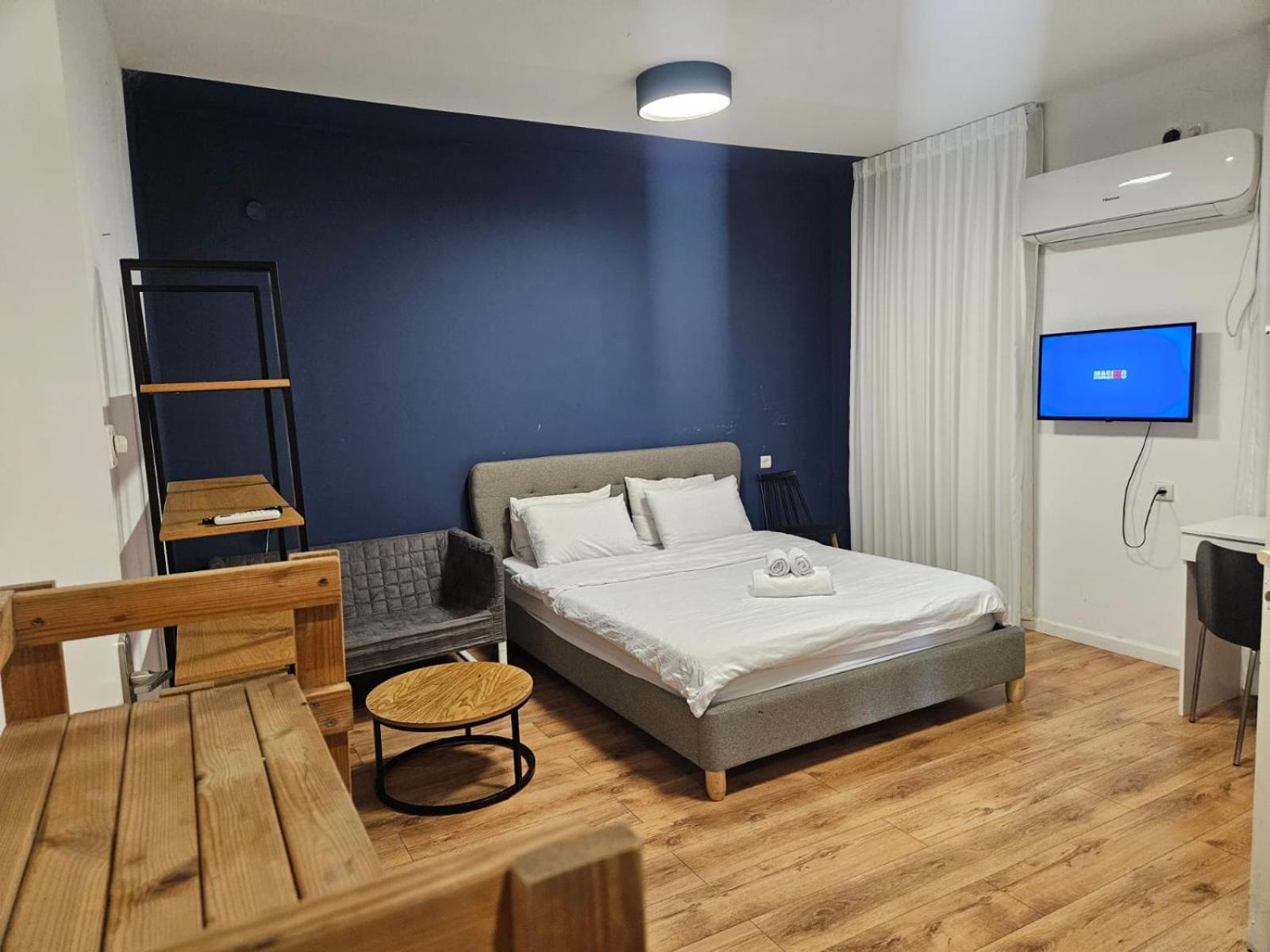 Godson Talpiot Aparthotel Haifa Bagian luar foto