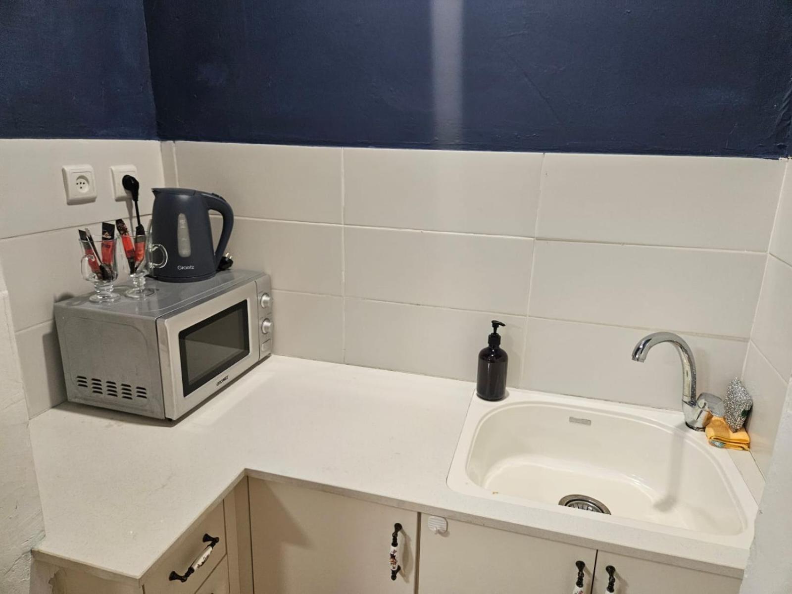 Godson Talpiot Aparthotel Haifa Bagian luar foto